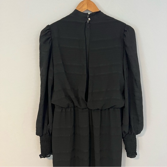 Julia Jordan Black Long Sleeve Tie Neck Jumpsuit. Size 6. - Picture 9 of 16